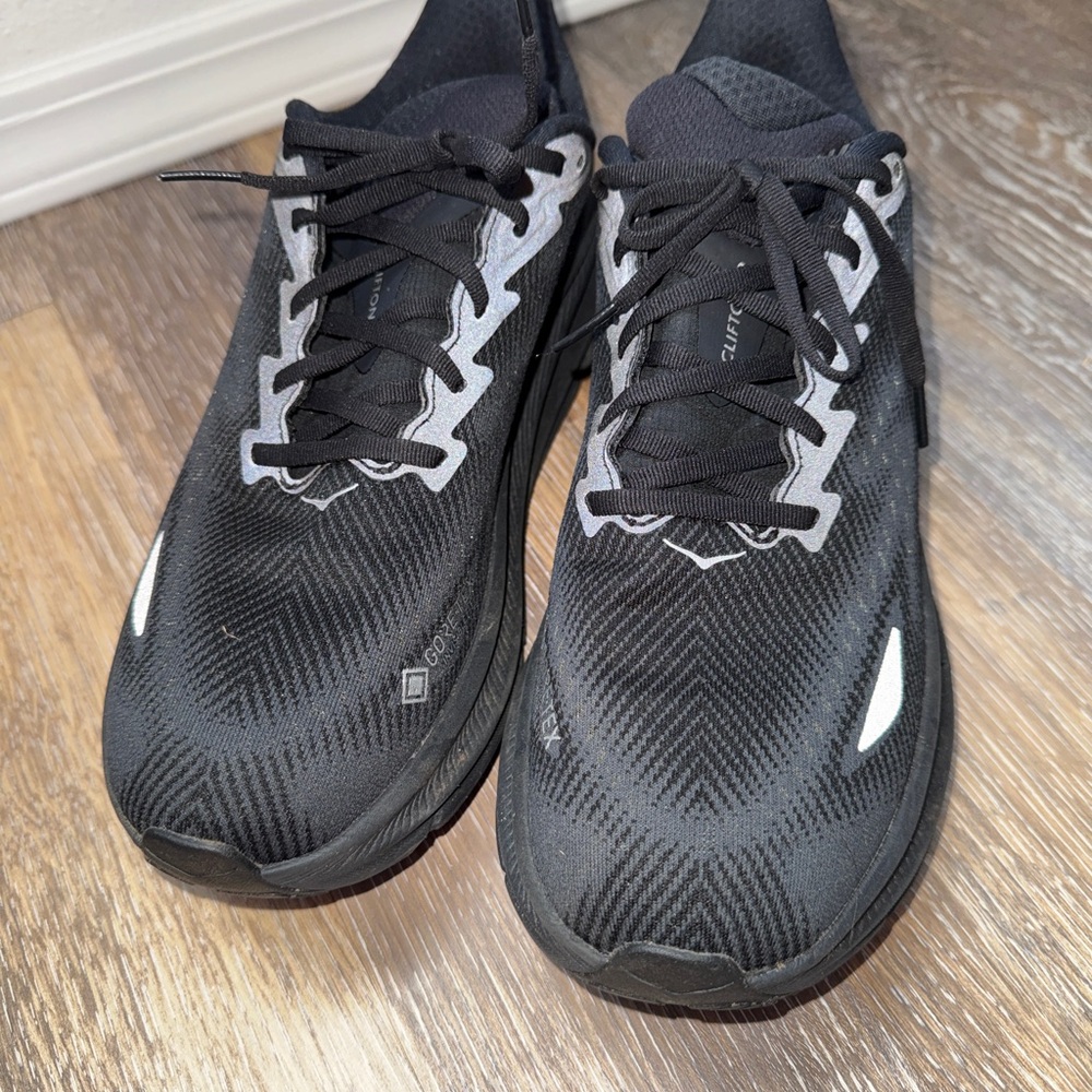 HOKA Men's Clifton 9 GTX Running Shoes - Picture 3 of 7